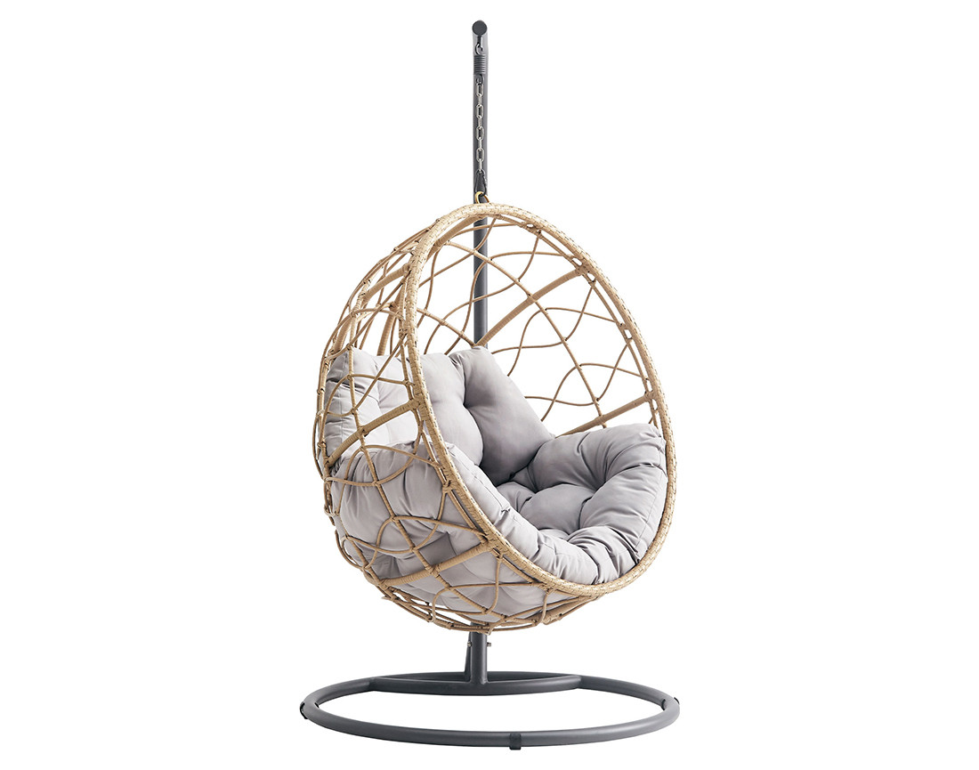 Fauteuil suspendu 1 place résine tressée beige et coussins gris Copacabana
