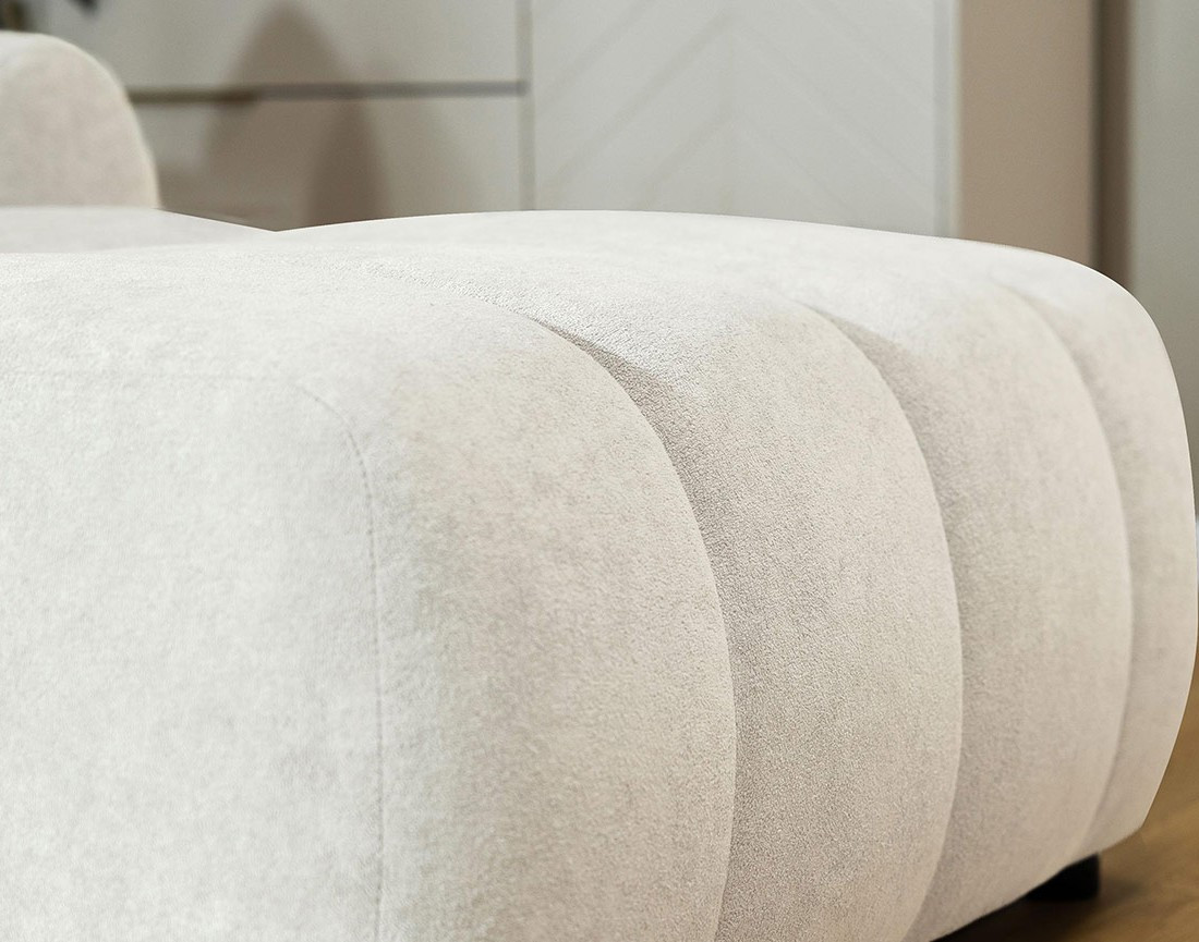 Canapé d'angle droit 4 places convertible avec coffre en tissu texturé Luzzio