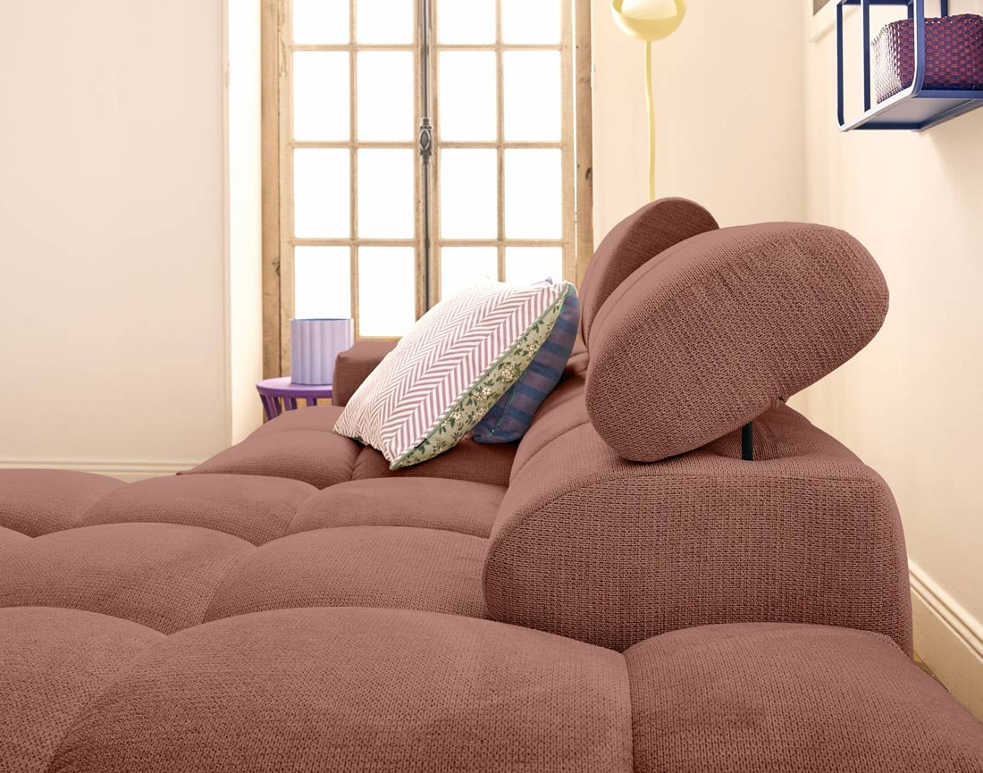 Canapé d'angle droit 3 places avec têtières réglables en tissu texturé Matera