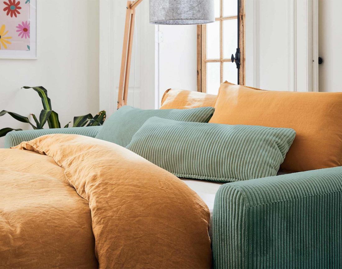 Canapé 3 places convertible express quotidien en velours côtelé Owen