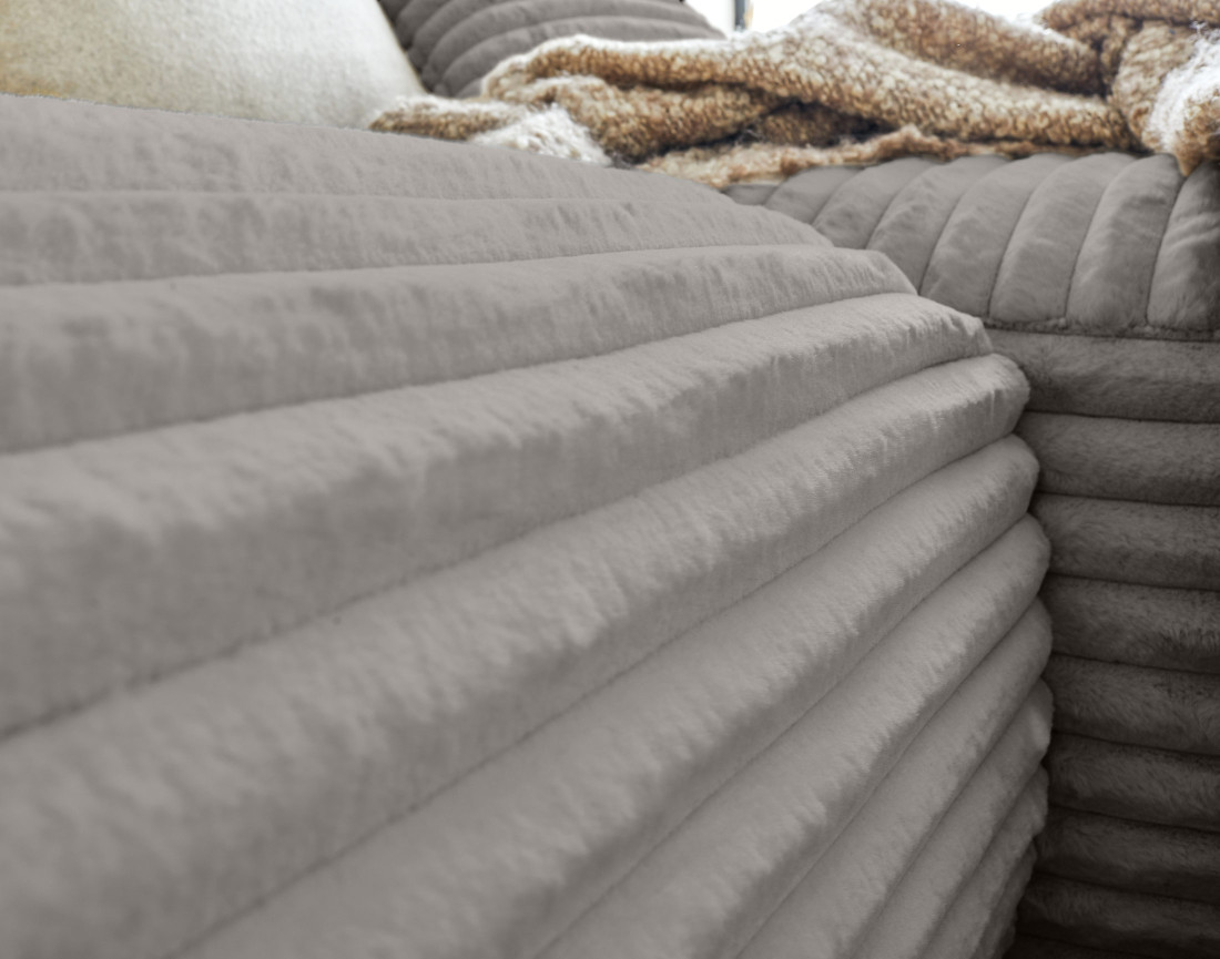 Canapé d'angle droit 4 places en fausse fourrure côtelée Laponie