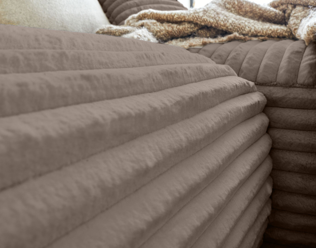 Canapé d'angle droit 4 places en fausse fourrure côtelée Laponie