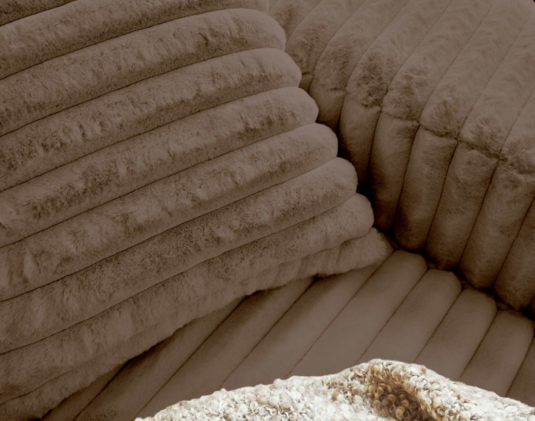 Canapé d'angle droit 4 places en fausse fourrure côtelée Laponie