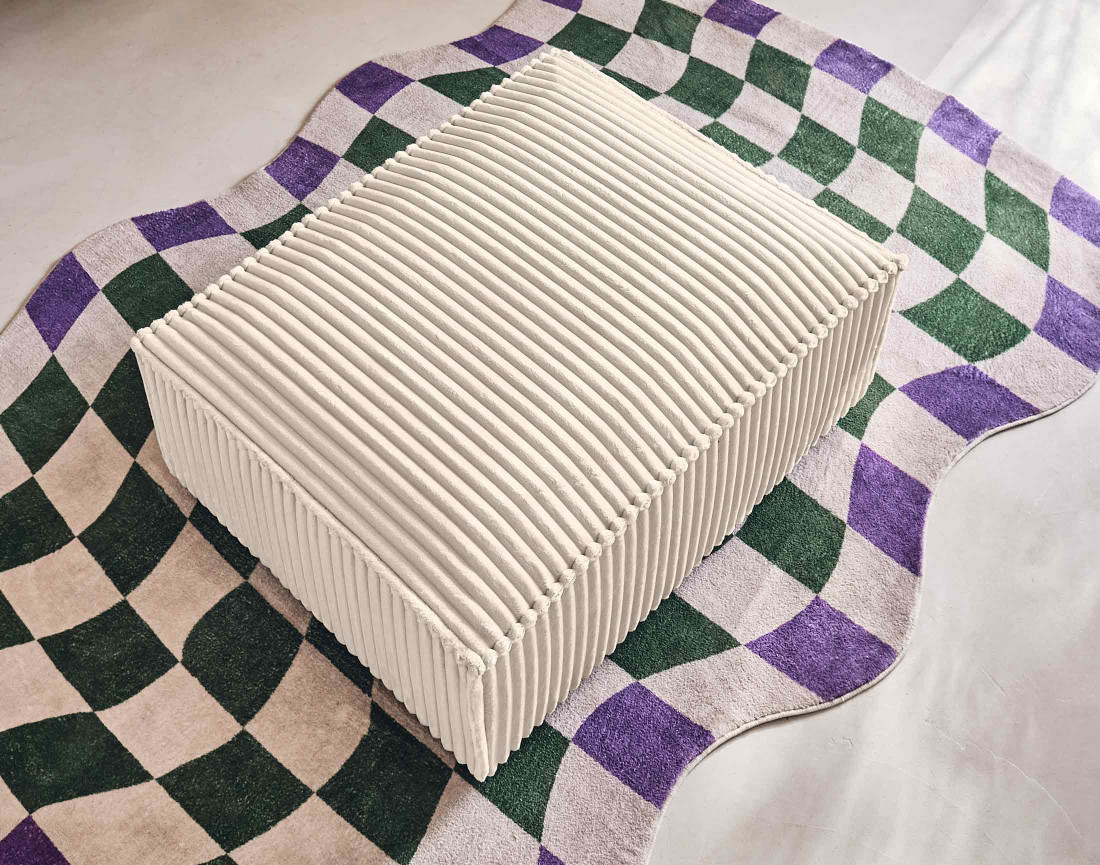 Pouf en velours côtelé grosses côtes Stella