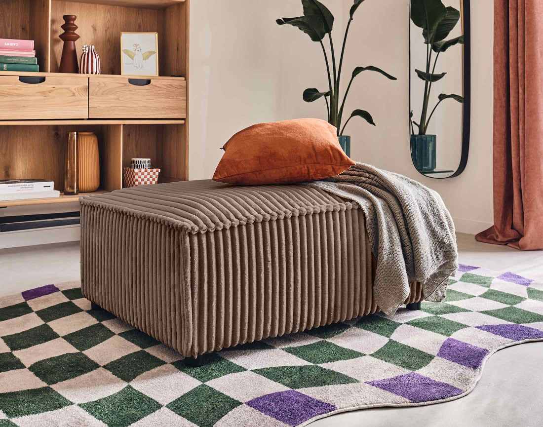 Pouf en velours côtelé grosses côtes Stella