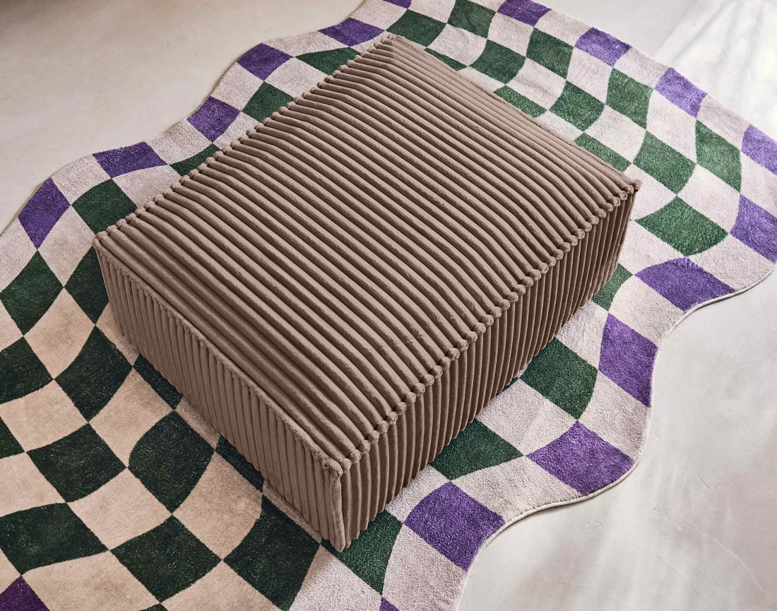 Pouf en velours côtelé grosses côtes Stella