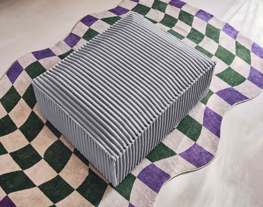 Pouf en velours côtelé grosses côtes Stella