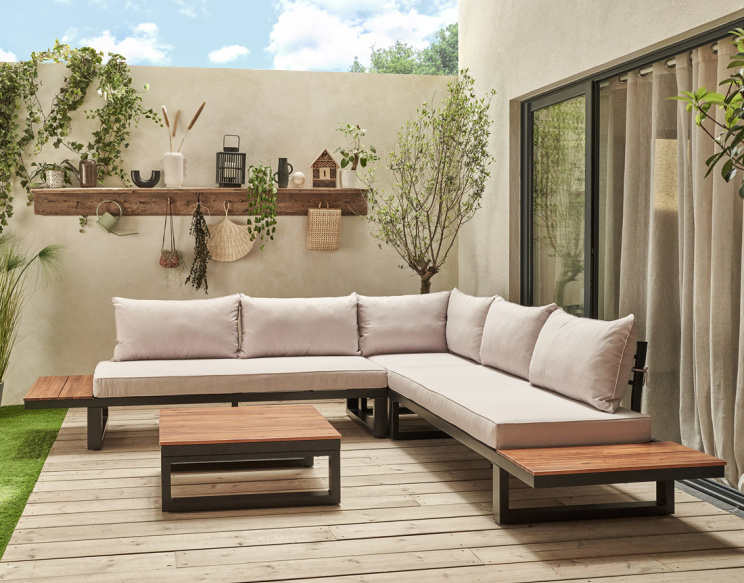 Salon bas de jardin 5...