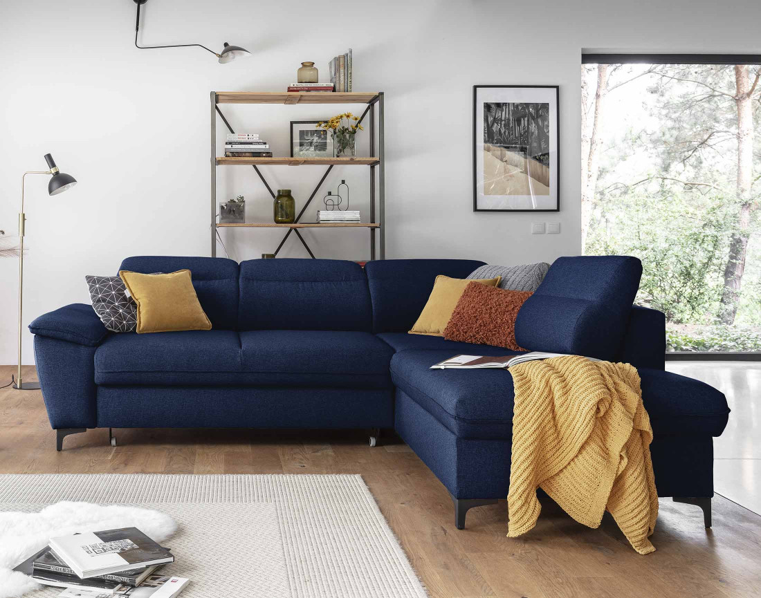 Canapé d'angle droit 5 places convertible avec coffre et têtières en tissu Clever