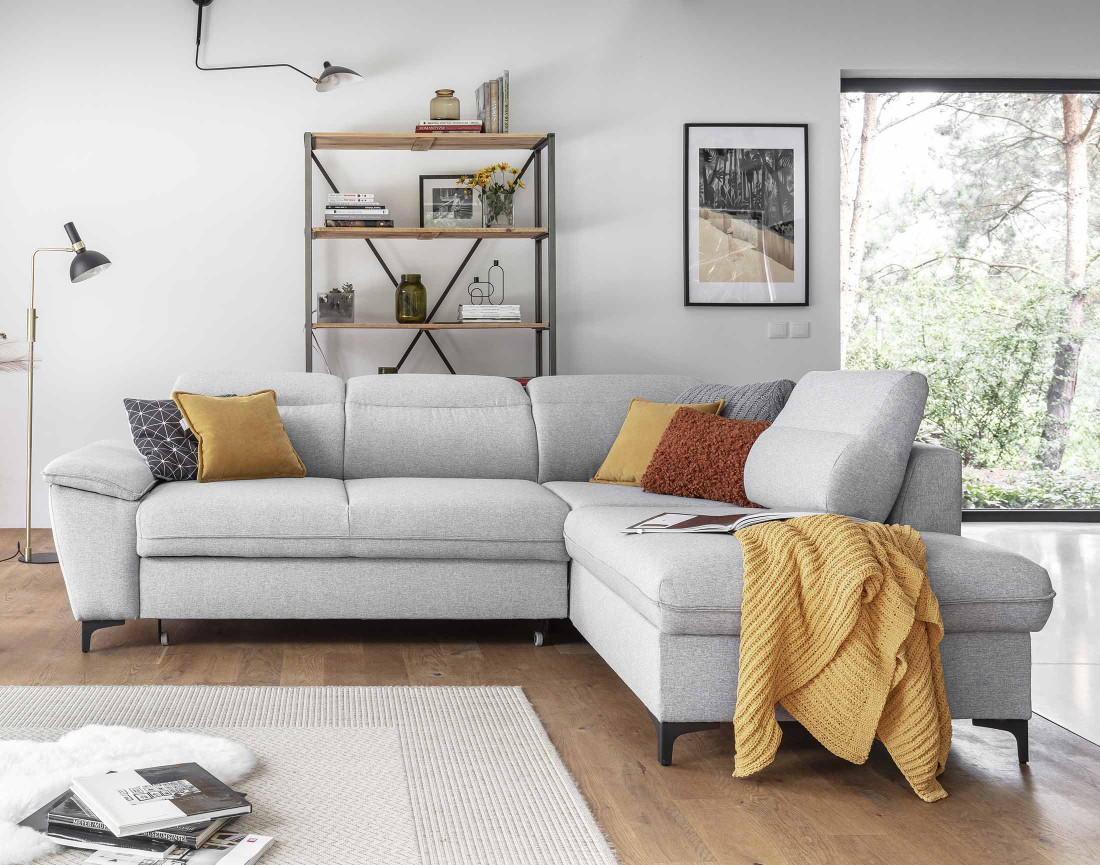 Canapé d'angle droit 5 places convertible avec coffre et têtières en tissu Clever