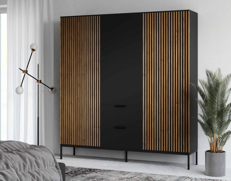 Armoire bois et noir...
