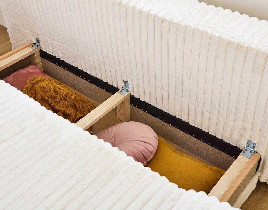 Canapé 3 places convertible avec coffre en fausse fourrure côtelée Cristal