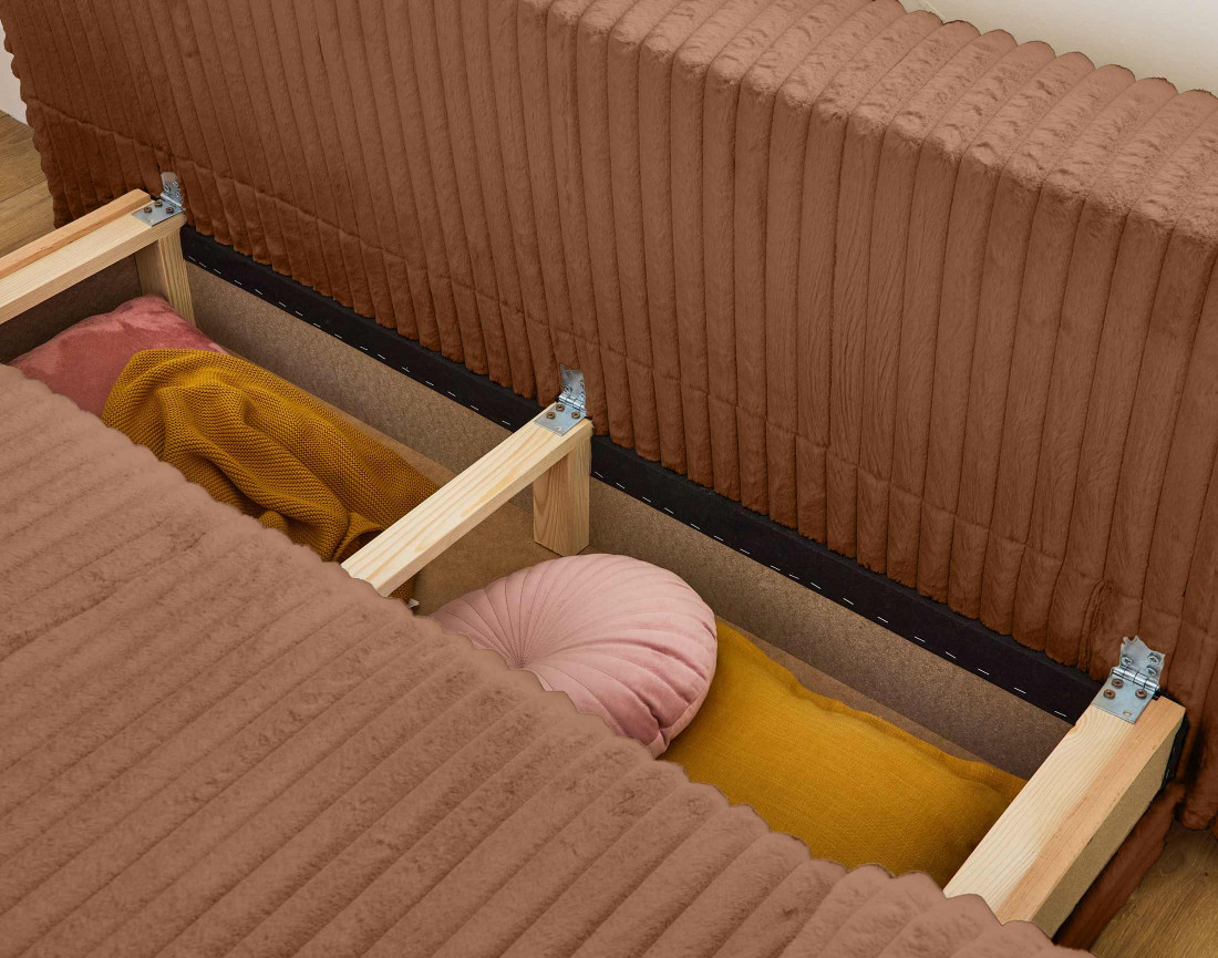 Canapé 3 places convertible avec coffre et grand pouf en fausse fourrure côtelée Cristal