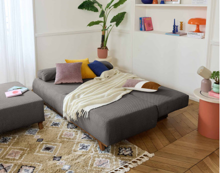 Canapé 3 places convertible avec coffre et grand pouf en velours texturé Cristal