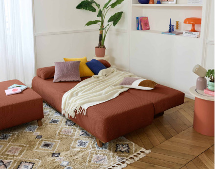 Canapé 3 places convertible avec coffre et grand pouf en velours texturé Cristal