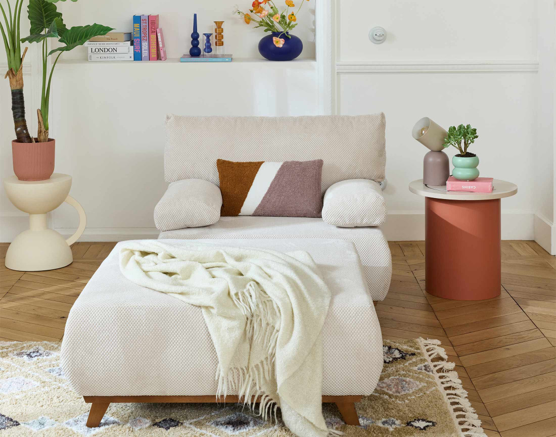 Fauteuil convertible avec coffre et grand pouf en velours texturé Cristal