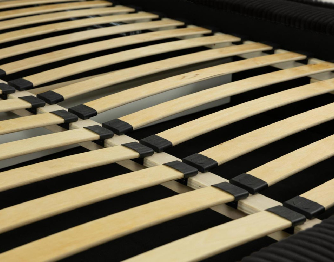 Lit coffre 180x200 cm sommier inclus en velours grosses côtes Swan