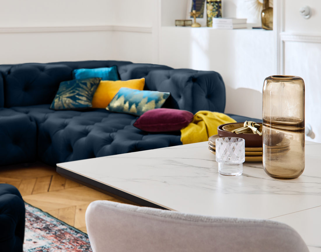 Canapé Chesterfield d'angle droit 5 places en velours Gallata