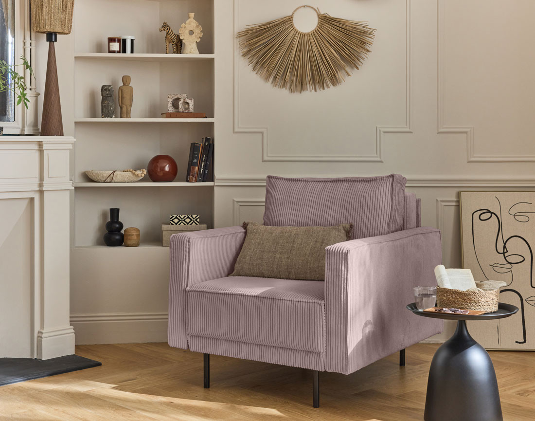 Fauteuil en velours côtelé avec pieds hauts Charlie