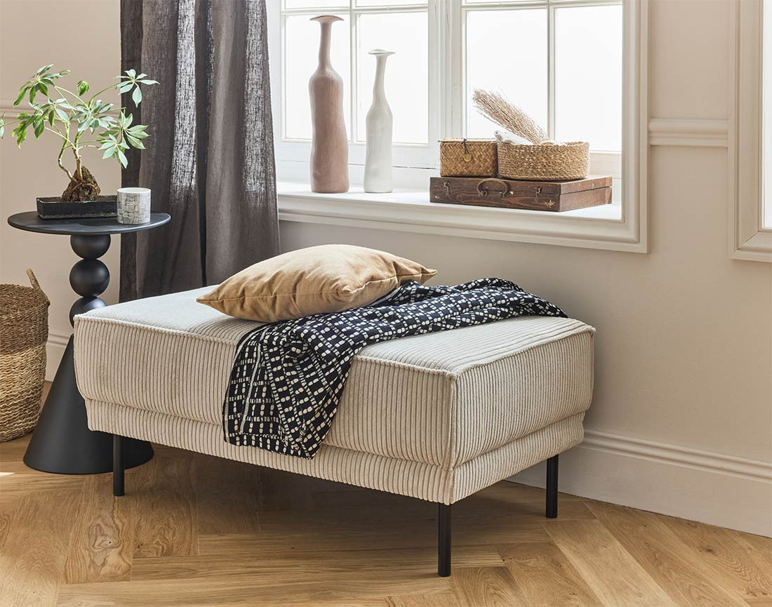 Pouf en velours côtelé avec...