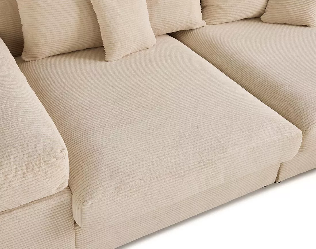 Canapé 4 places avec une assise profonde en velours côtelé