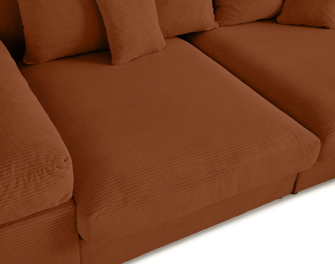 Canapé 4 places avec une assise profonde en velours côtelé