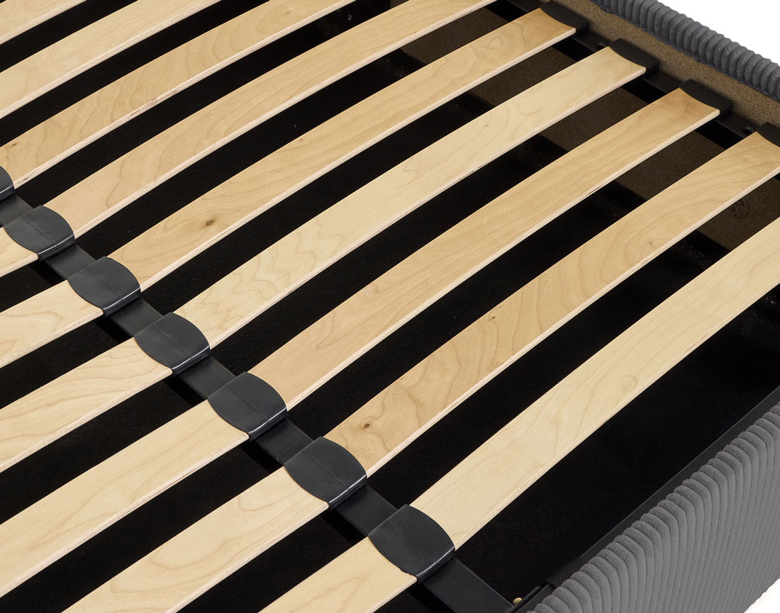 Lit coffre 140x190 cm en velours côtelé avec sommier inclus Goyave