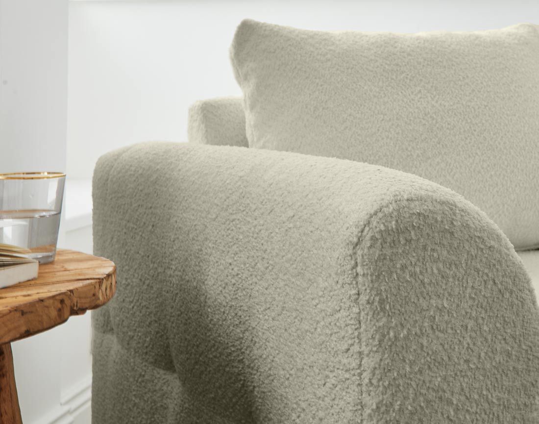 Rune - fauteuil - en tissu bouclette Lisa Design