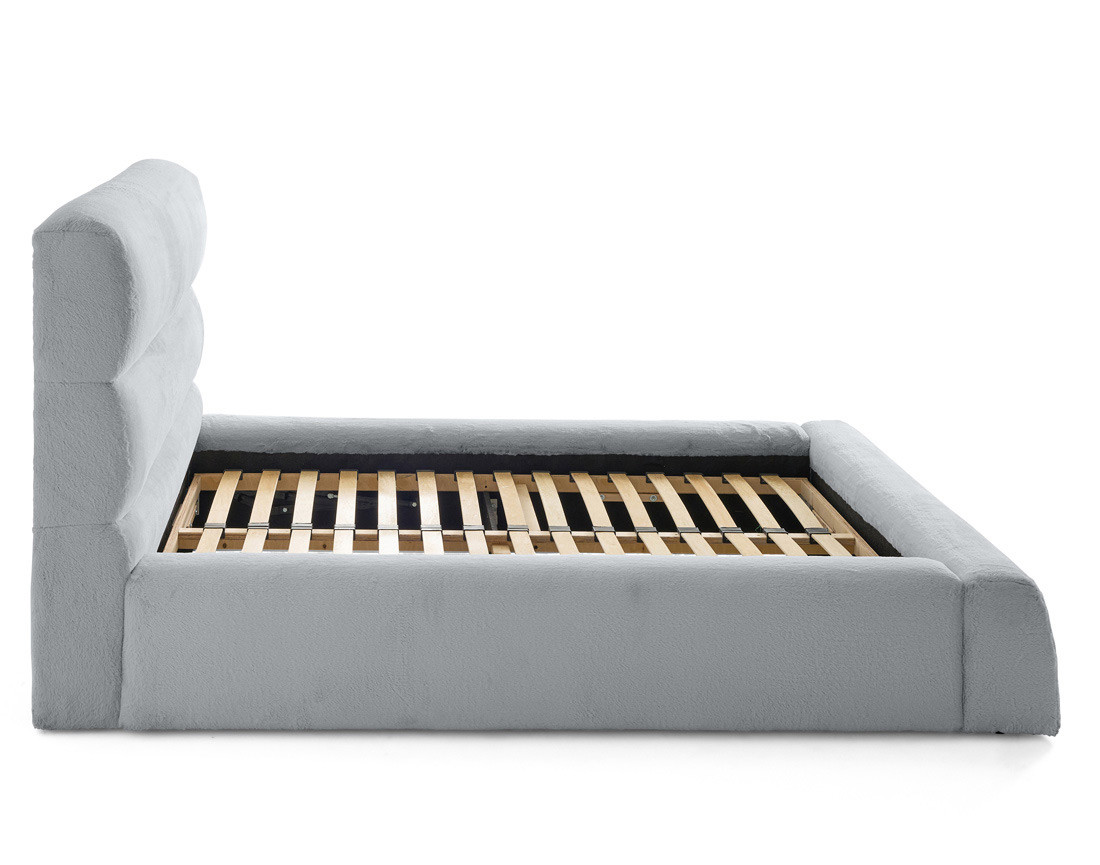 Lit coffre 140x190 cm sommier inclus en fausse fourrure Sunset