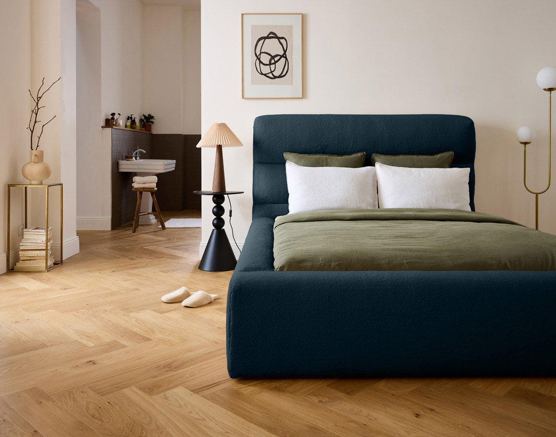 Lit coffre 140x190 cm sommier inclus en fausse fourrure Sunset