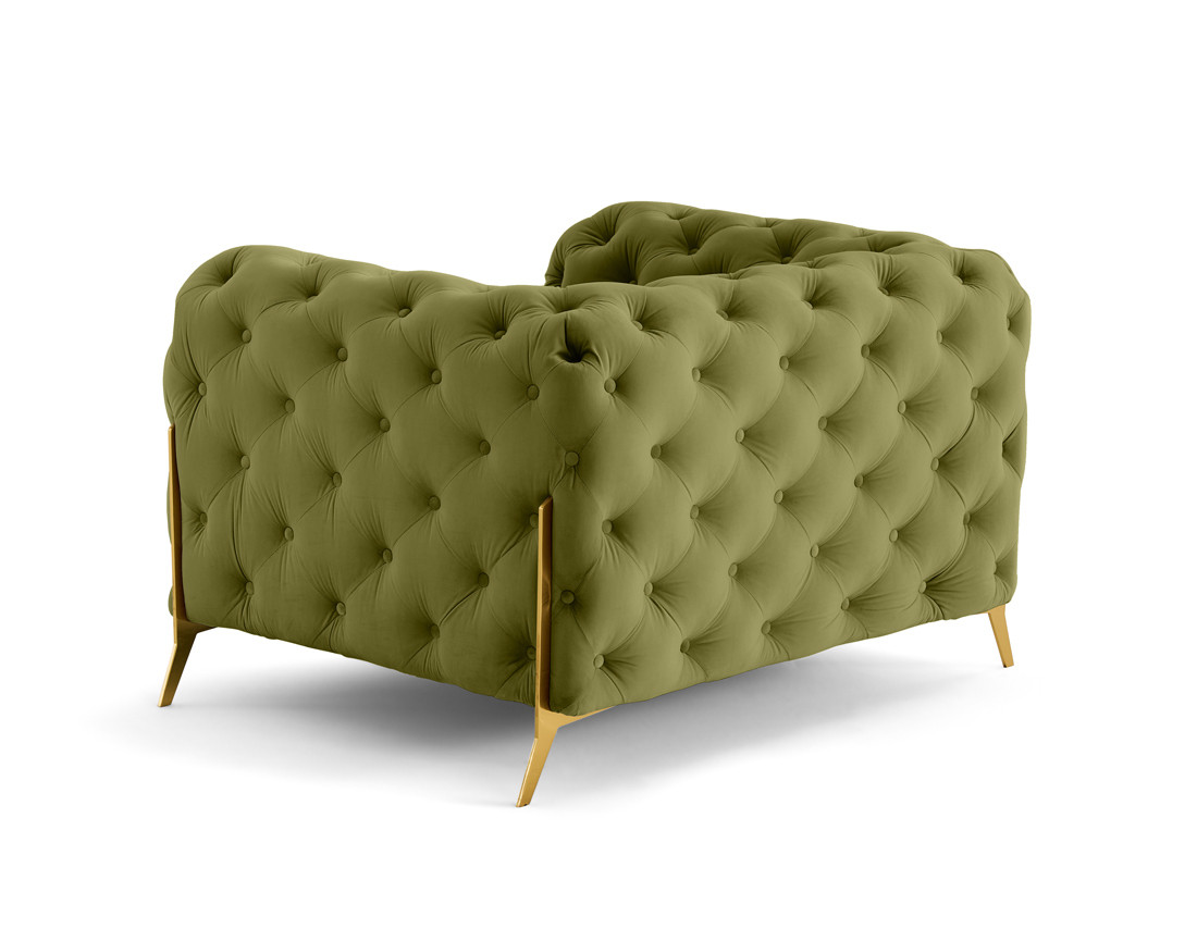 Fauteuil chesterfield en velours pieds en métal doré Camden