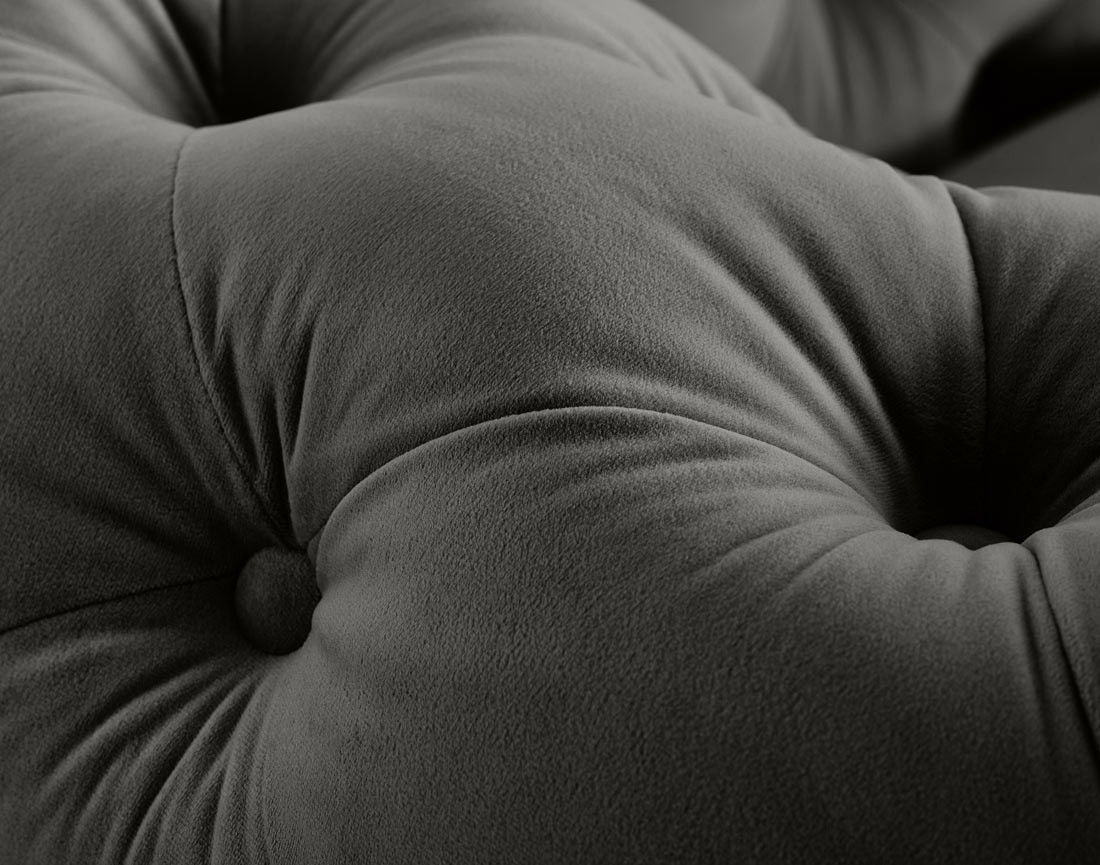 Canapé 2 places chesterfield en velours pieds bois Walter