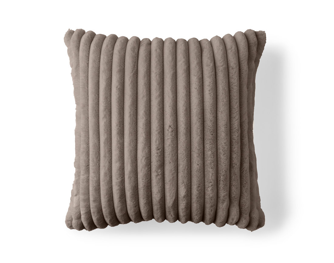 Coussin en fausse fourrure côtelé 60x60 cm Sierra