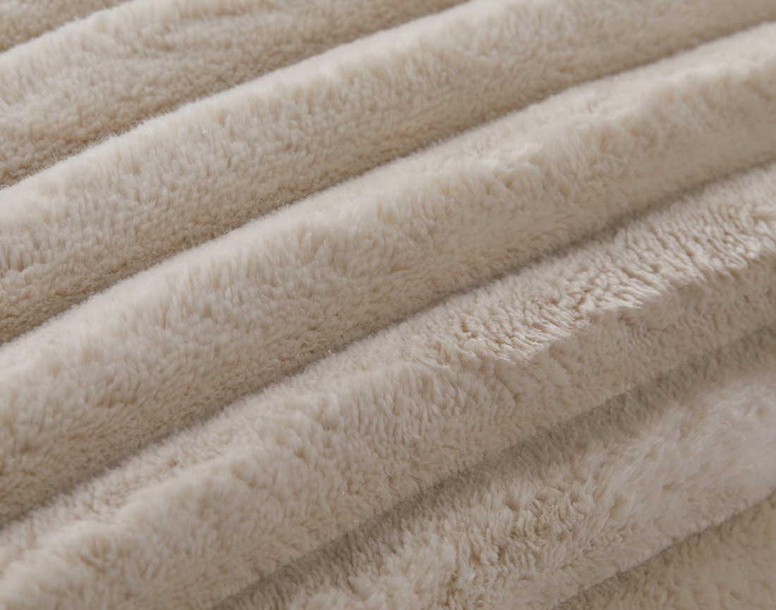 Coussin en velours côtelé grosses côtes 40x40 cm Colombine