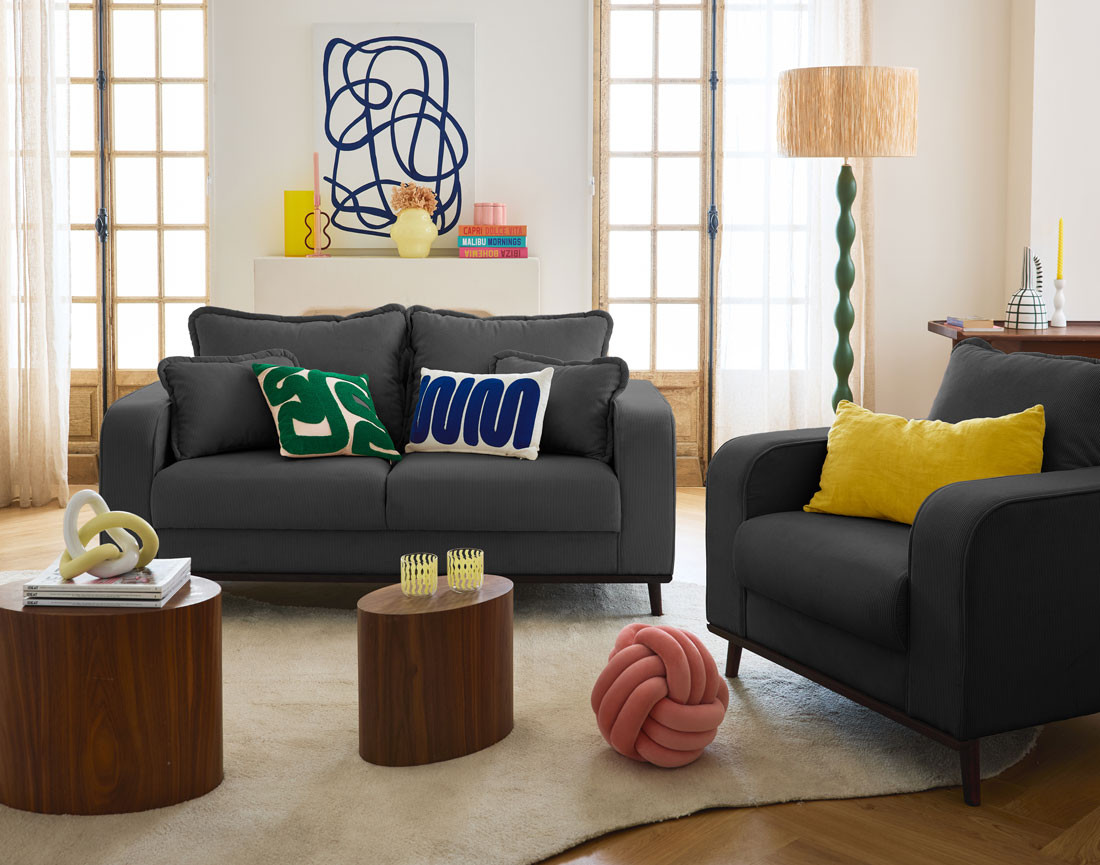 Fauteuil en velours côtelé pieds bois foncé - Albane