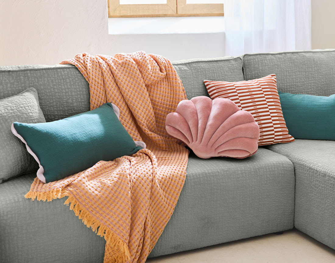 Canapé d'angle réversible 4 places convertible avec coffre en tissu velours relief Topaze