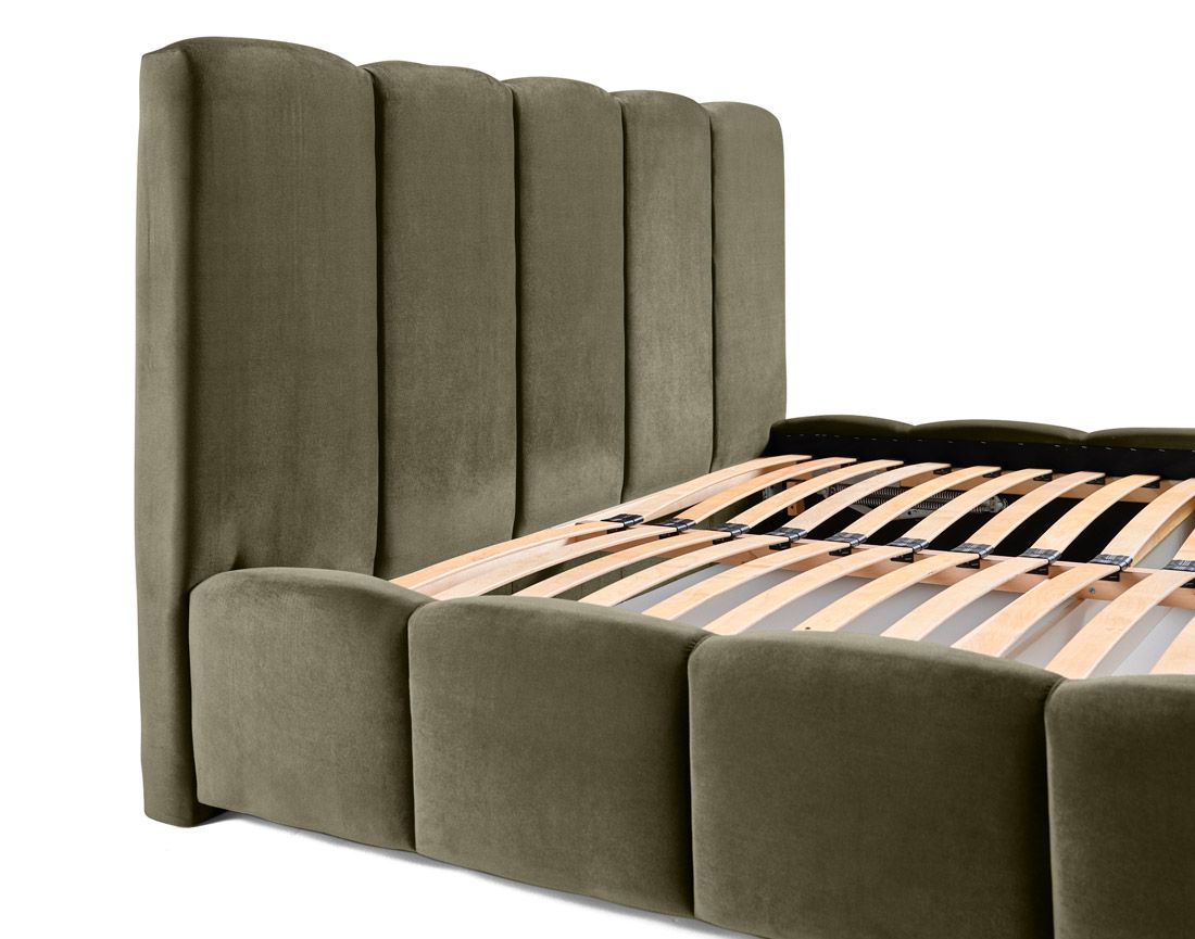 Torreon - lit coffre - 140x200 - sommier inclus - en velours Bestmobilier