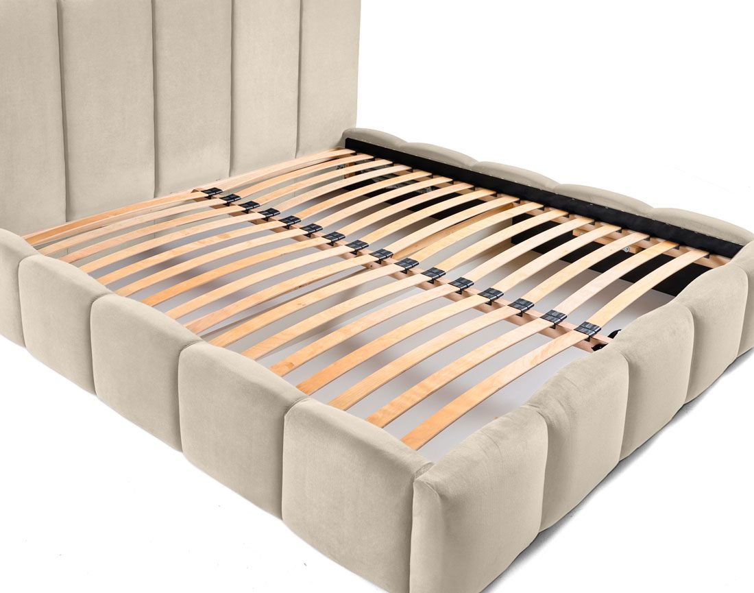 Torreon - lit coffre - 140x200 - sommier inclus - en velours Bestmobilier