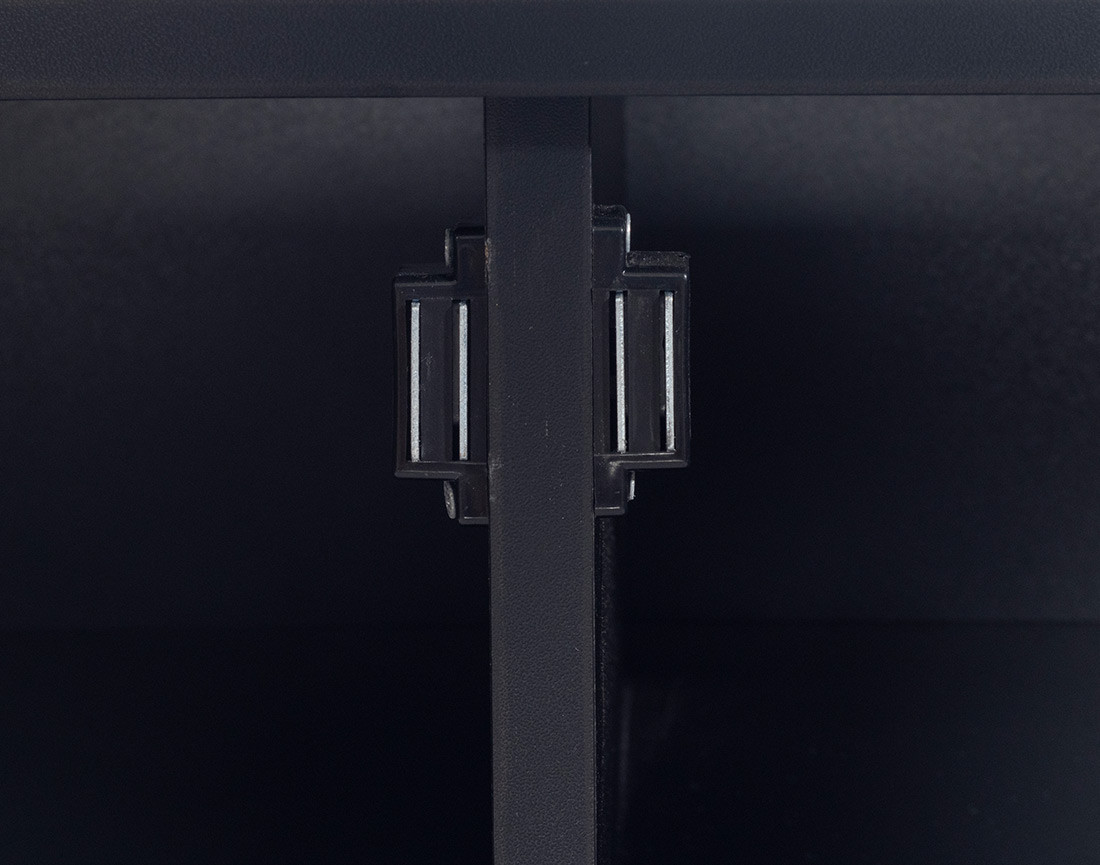 Meuble TV noir et cannage 167 cm Goto