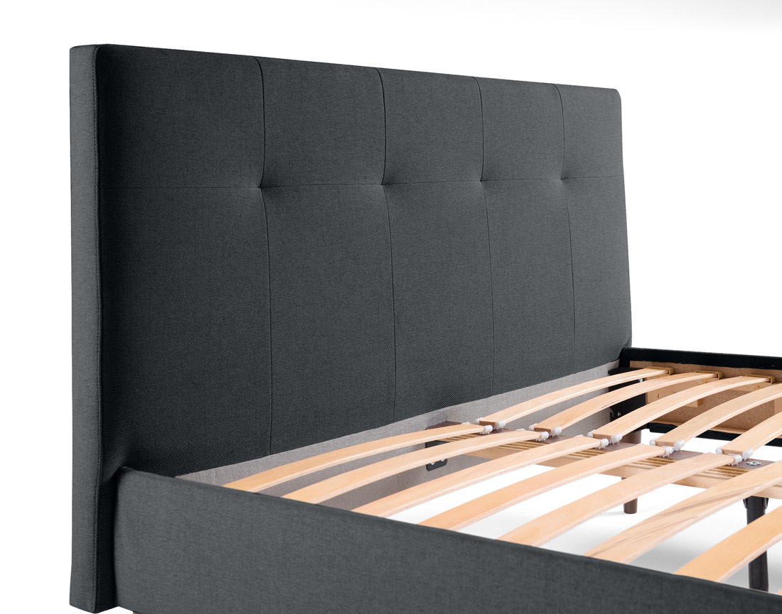 Lit 140x190 cm avec sommier inclus en tissu Monet