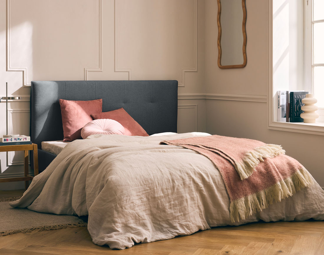 Lit 160x200 cm avec sommier inclus en tissu Monet