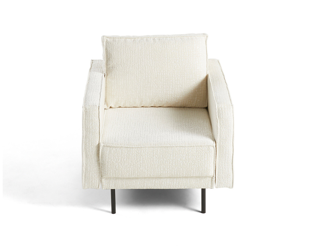 Fauteuil pieds hauts en tissu velours relief Charlie