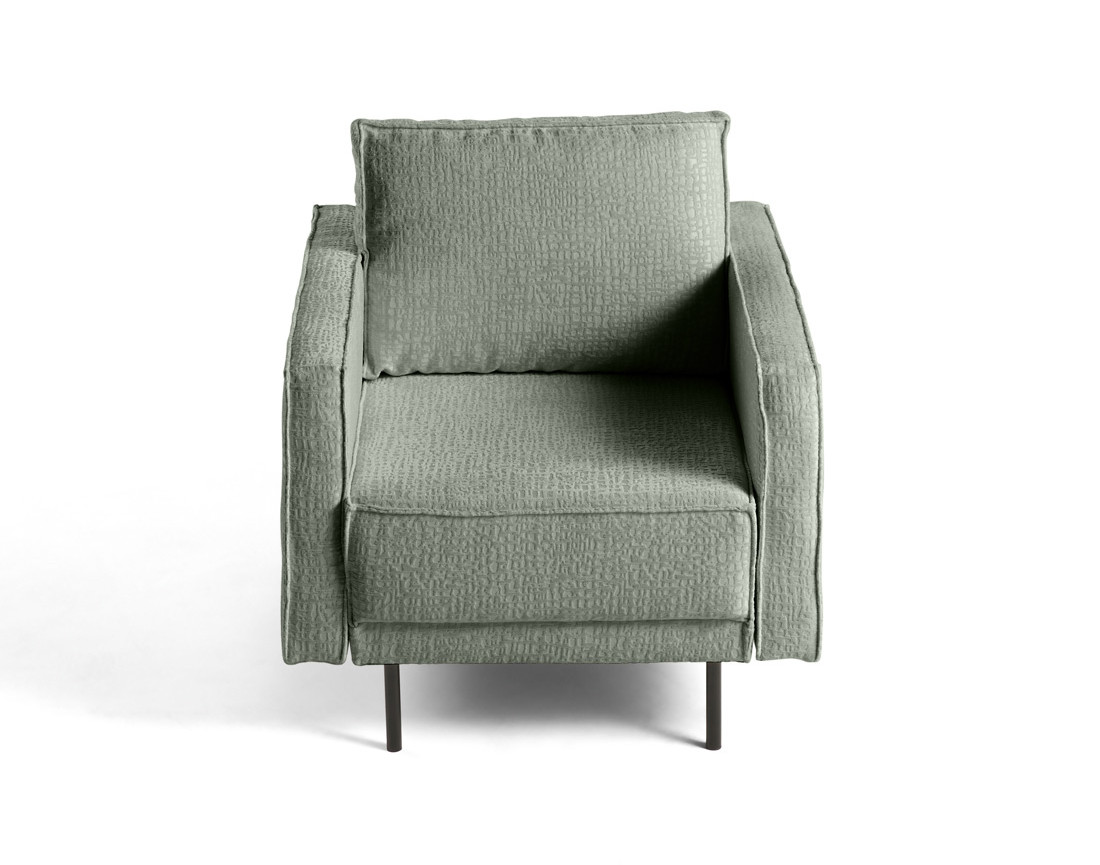 Fauteuil pieds hauts en tissu velours relief Charlie