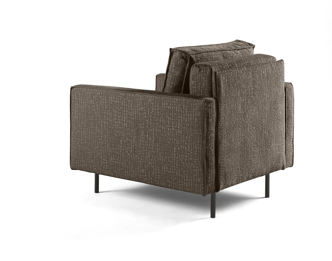 Fauteuil pieds hauts en tissu velours relief Charlie