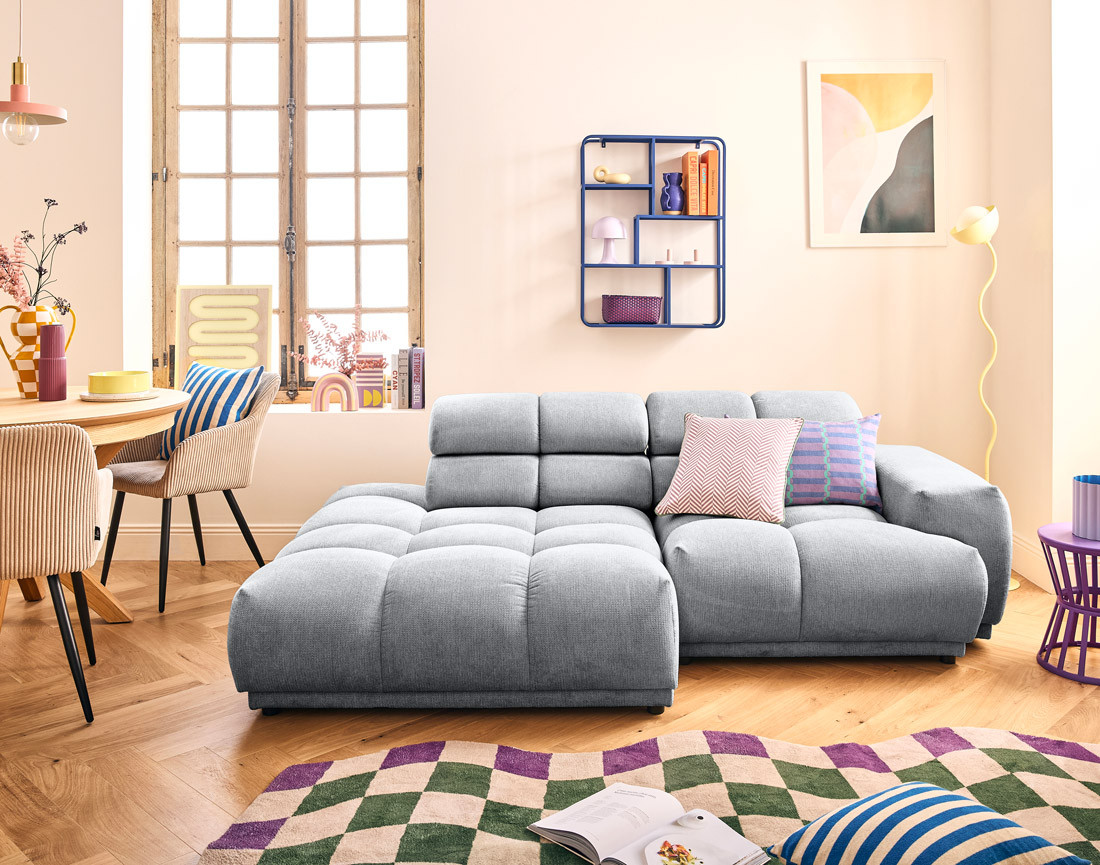 Canapé d'angle gauche 3 places avec têtières réglables en tissu texturé Matera