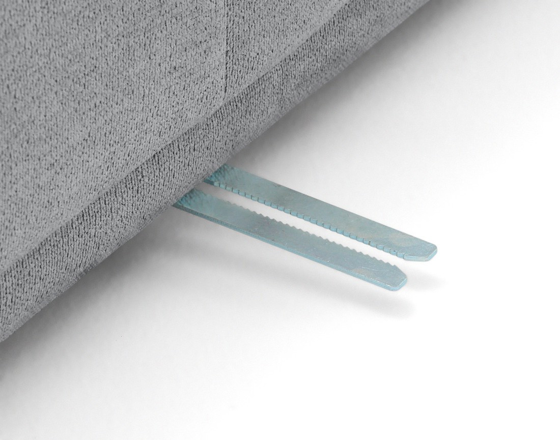 Canapé d'angle droit 3 places avec têtières réglables en tissu texturé Matera