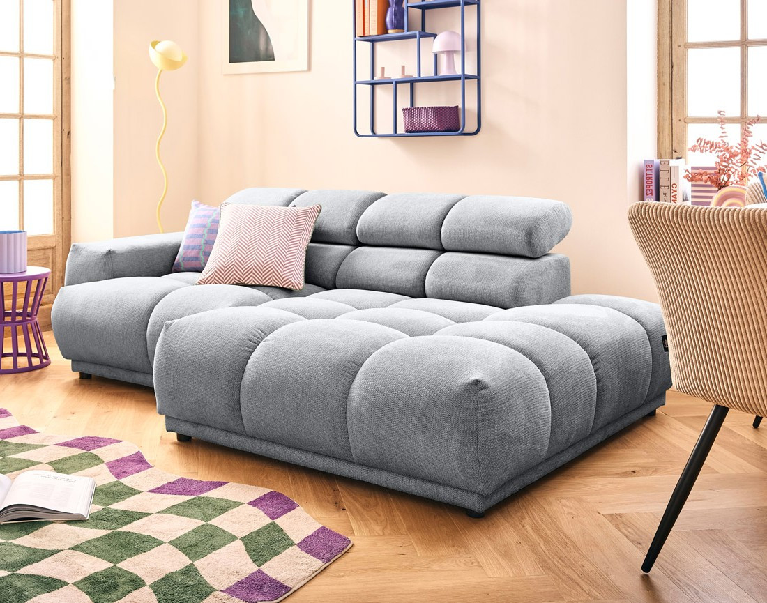 Canapé d'angle droit 3 places avec têtières réglables en tissu texturé Matera