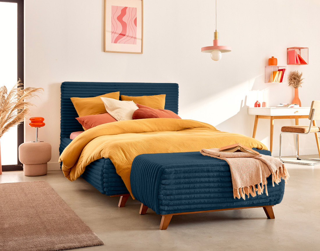 Lit coffre avec bout de lit 180x200 cm sommier inclus fausse fourrure côtelé Cristal