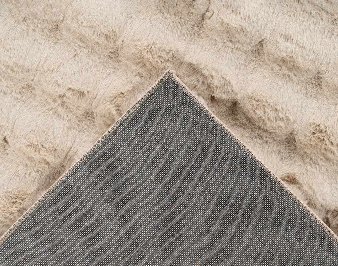 Tapis 160x230 cm en fausse fourrure Sweety