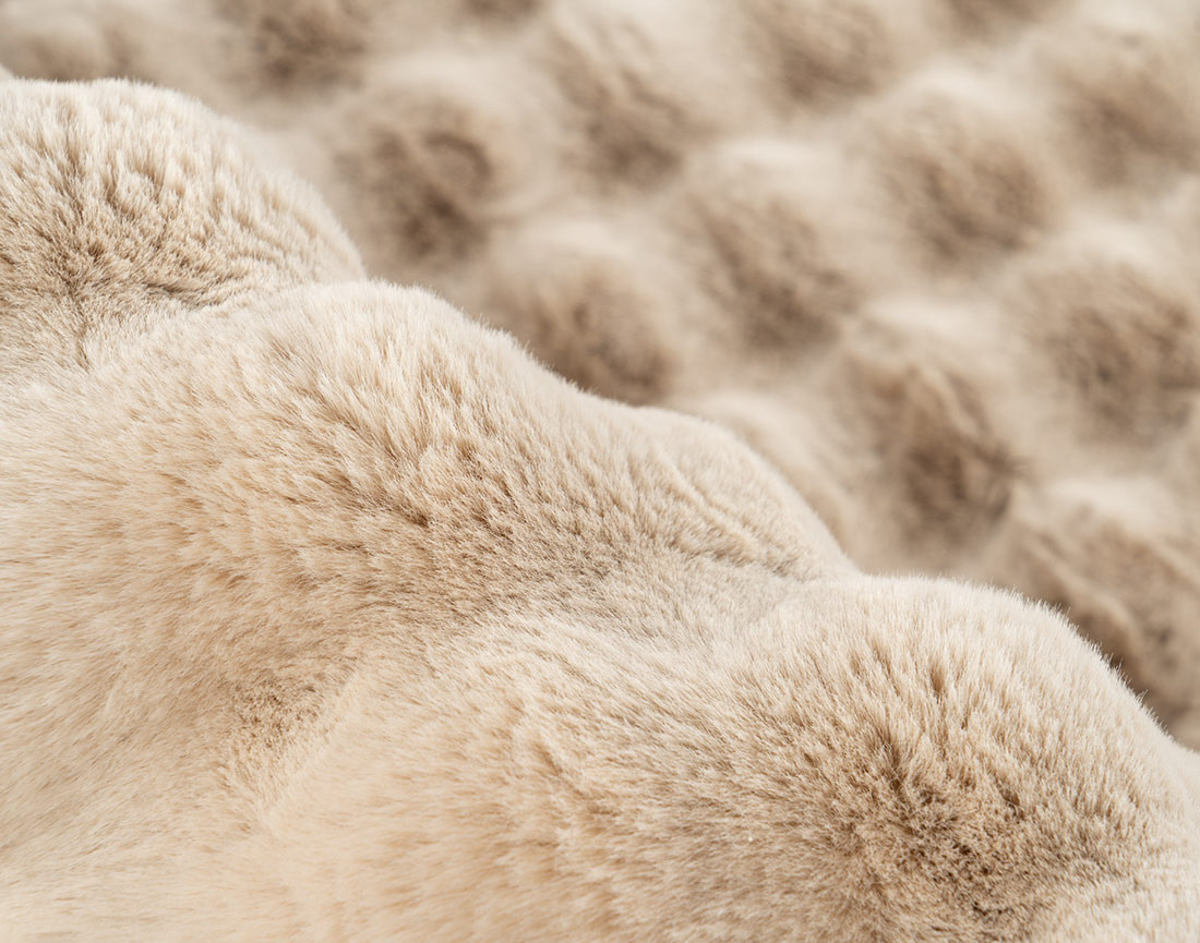 Tapis 200x290 cm en fausse fourrure Sweety